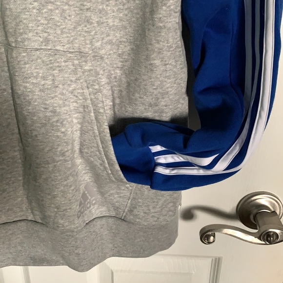 Adidas brand new pull over royal blue sweater - Picture 4 of 9